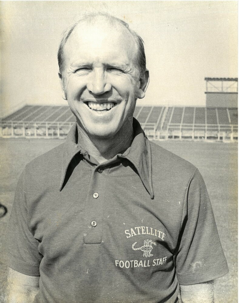 Travis Akin Jr. Memories Trees