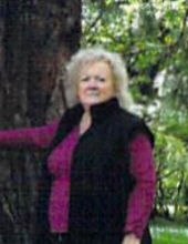 Photo of Lyndal Hayes