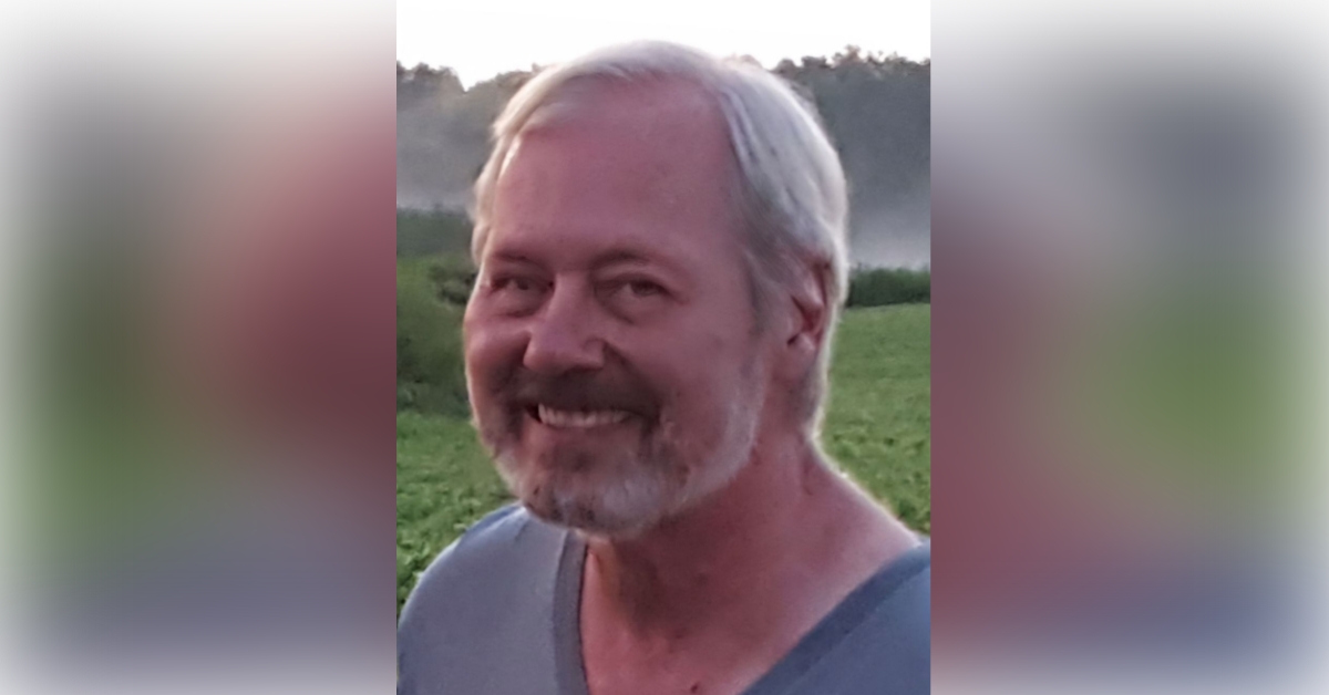 Obituary information for Charles Llewellyn