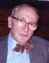 Photo of Dr. Newton Fischer