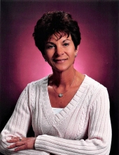 Photo of Linda Kubu