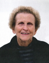 Photo of Evelyn Rowe