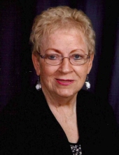 Photo of Jeannette Ray
