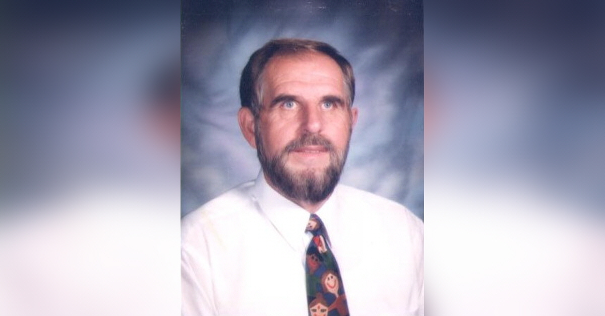 Obituary information for Daniel L. Knapp
