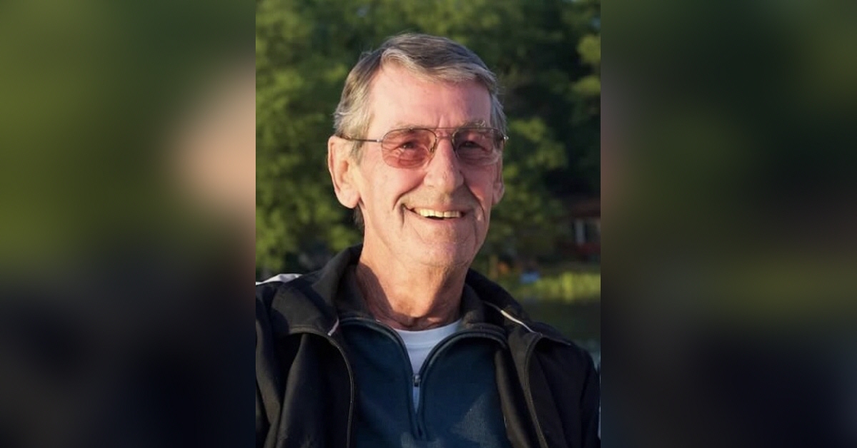 Larry R. Hobart Obituary Visitation & Funeral Information