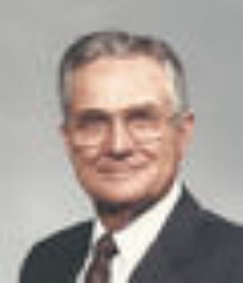Photo of Lowell Coon