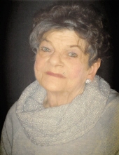 Gloria Ault
