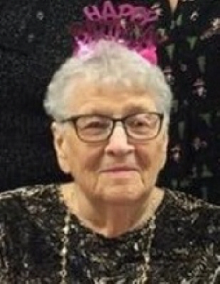 Photo of Gwenneth Peters