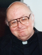 Photo of Father Daniel Hamilton