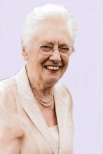 Doris  Mabel  Wight