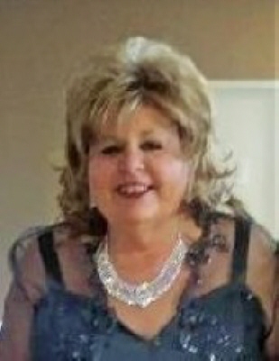 Photo of Cindy Holifield
