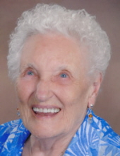 Photo of Marjory Poole Ray