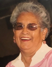 Rosario "Rosie" Gauna