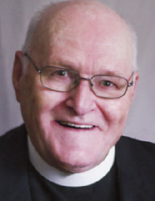 Photo of Father Robert Schindler