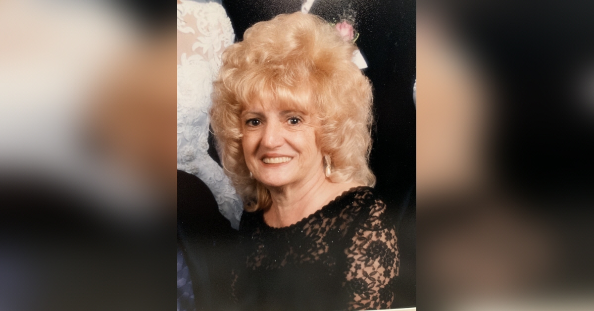 Mary Reynolds Obituary Visitation & Funeral Information