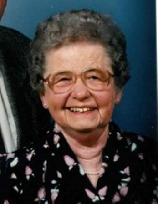Photo of Ruth Norton