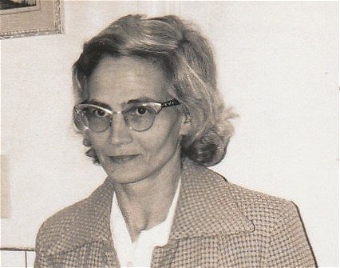 Photo of Lois Young (nee Martineau)