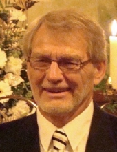 Robert E.  Boyer