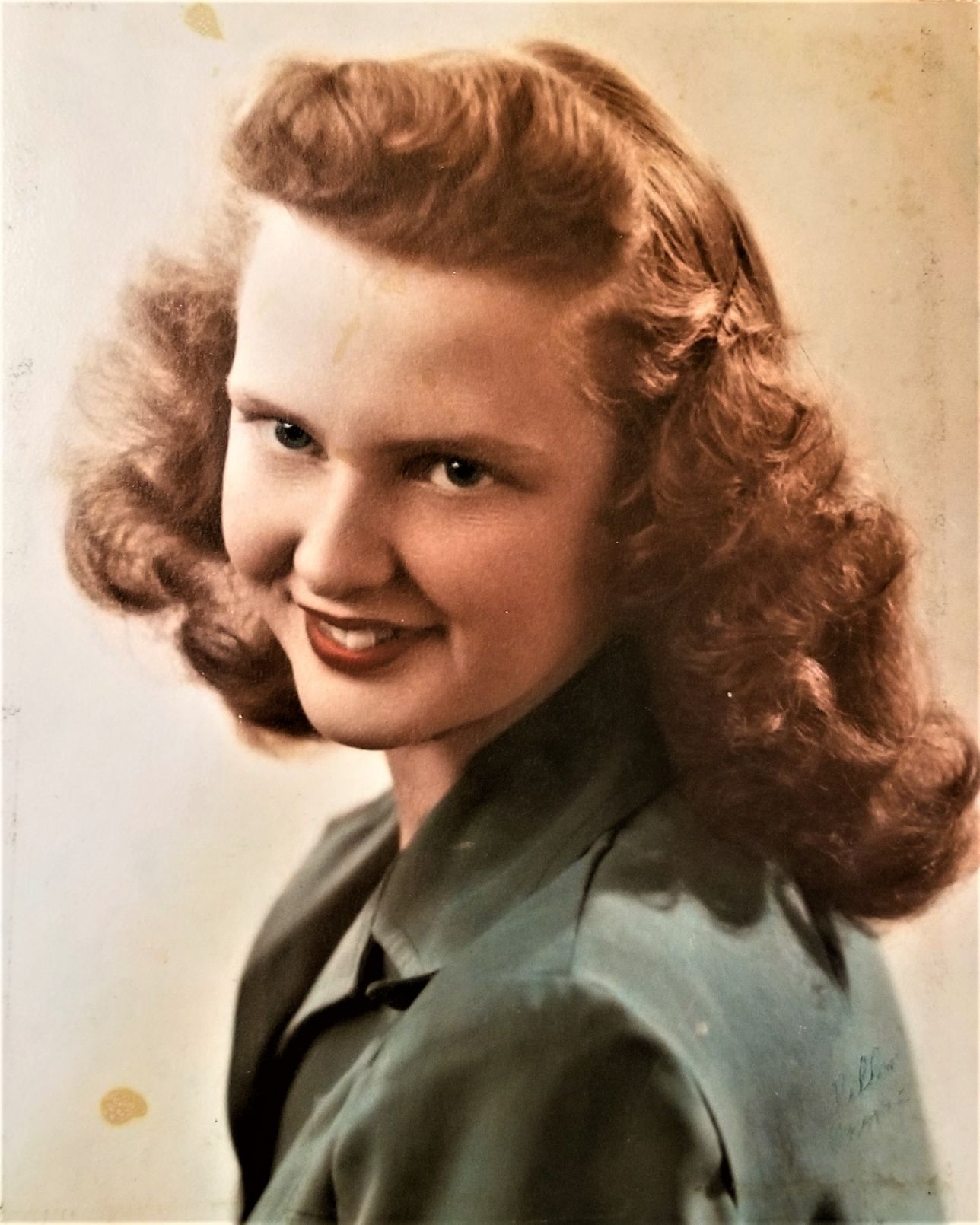 Photo of Shirley Iversen