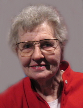 Evelyn Lois Smith