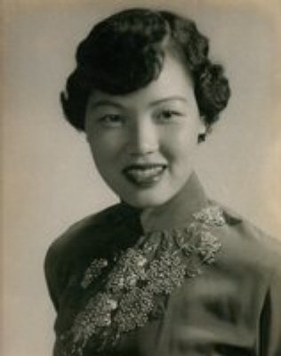 Photo of Ms. Shun Hing Ho 陳何順卿夫人