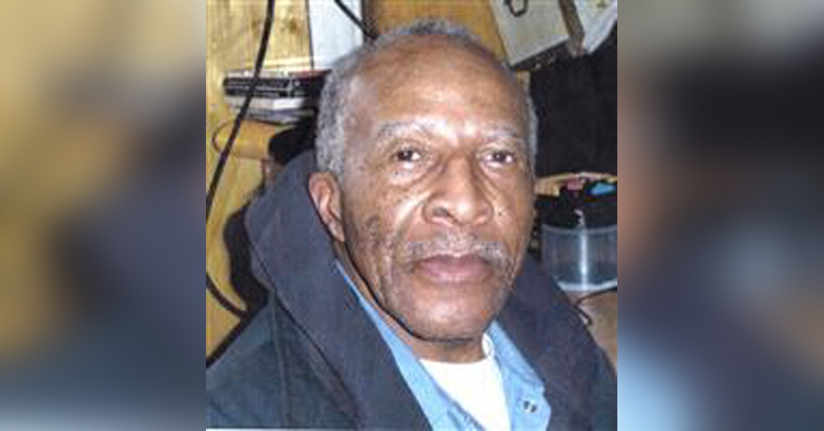 Robert E. Ford Jr. Obituary Visitation & Funeral Information
