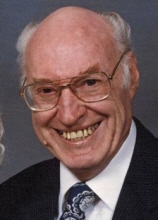 Robert E. Lindsay