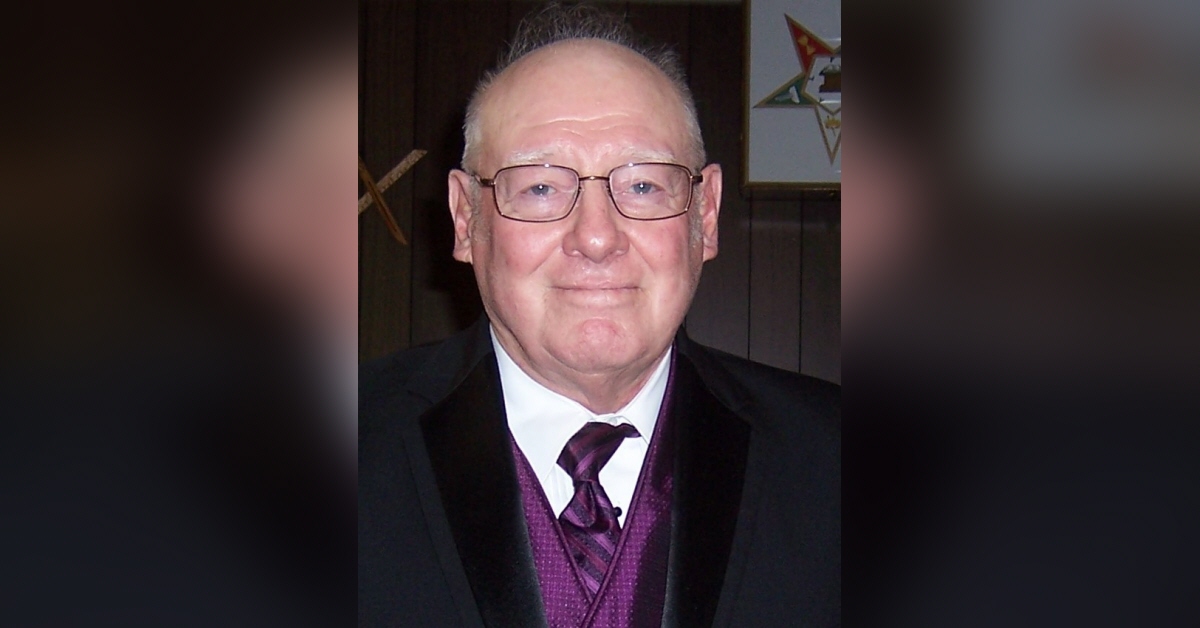 G. Thomas Obituary Visitation & Funeral Information