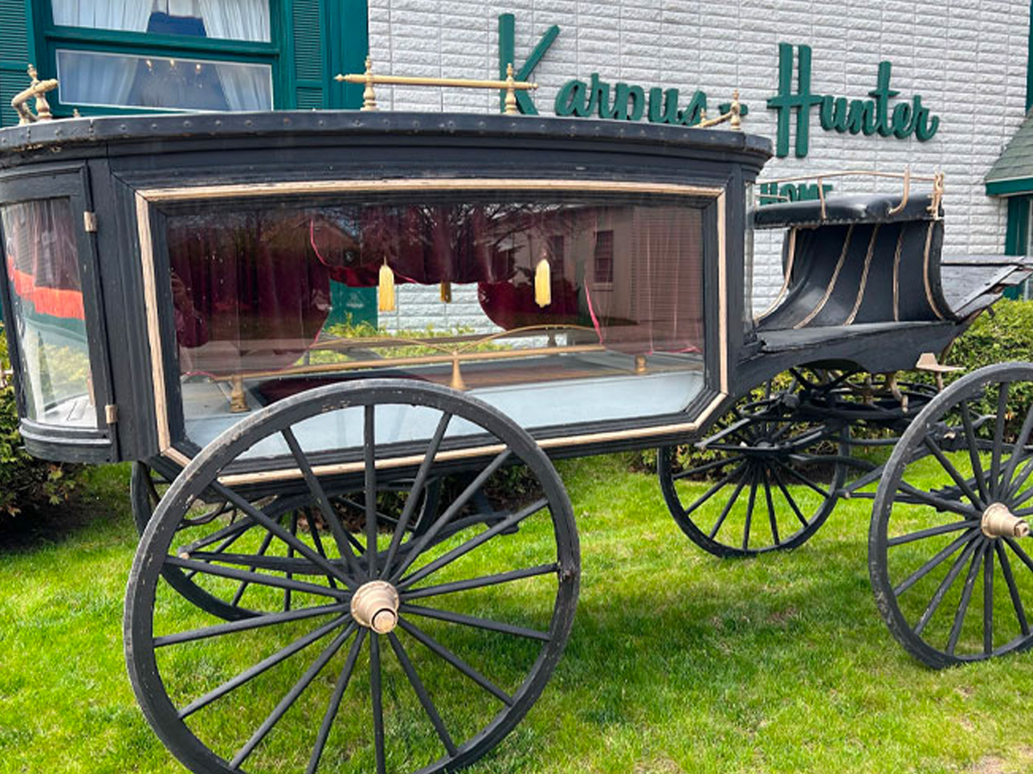Karpus Hunter & Ross Funeral Home