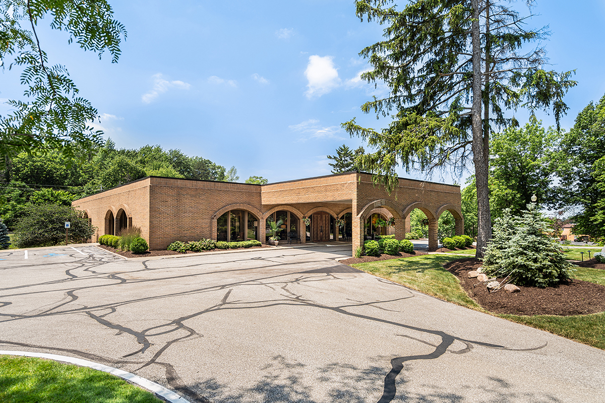 Cleveland Funeral Home and Crematory Busch Funeral Homes