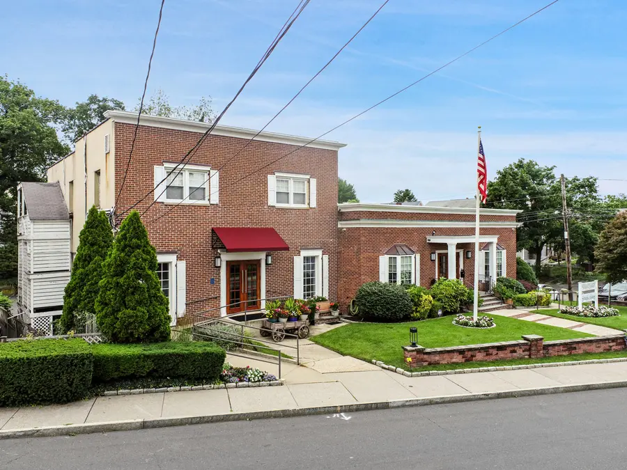 Facilities Fred D. Knapp Funeral Home