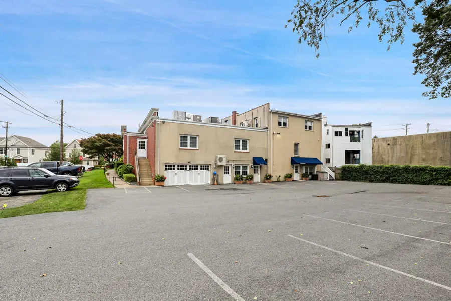 Facilities Fred D. Knapp Funeral Home