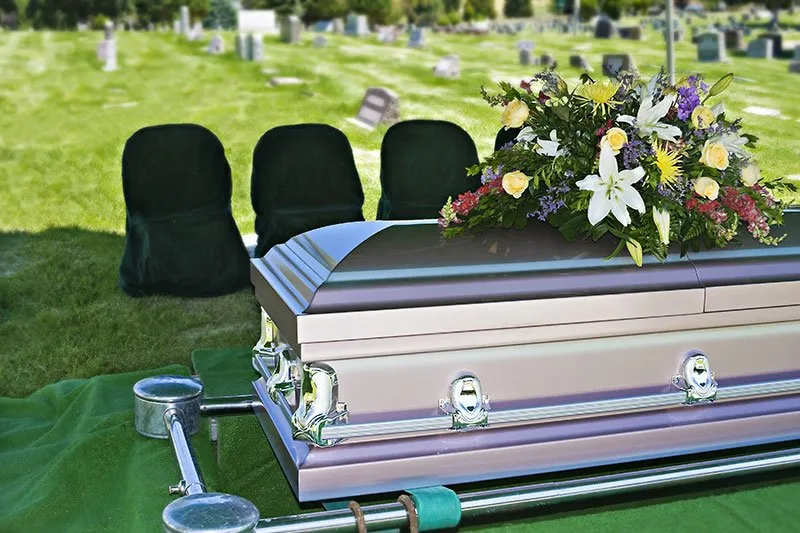 Graveside Service | Sisto Funeral Home Inc