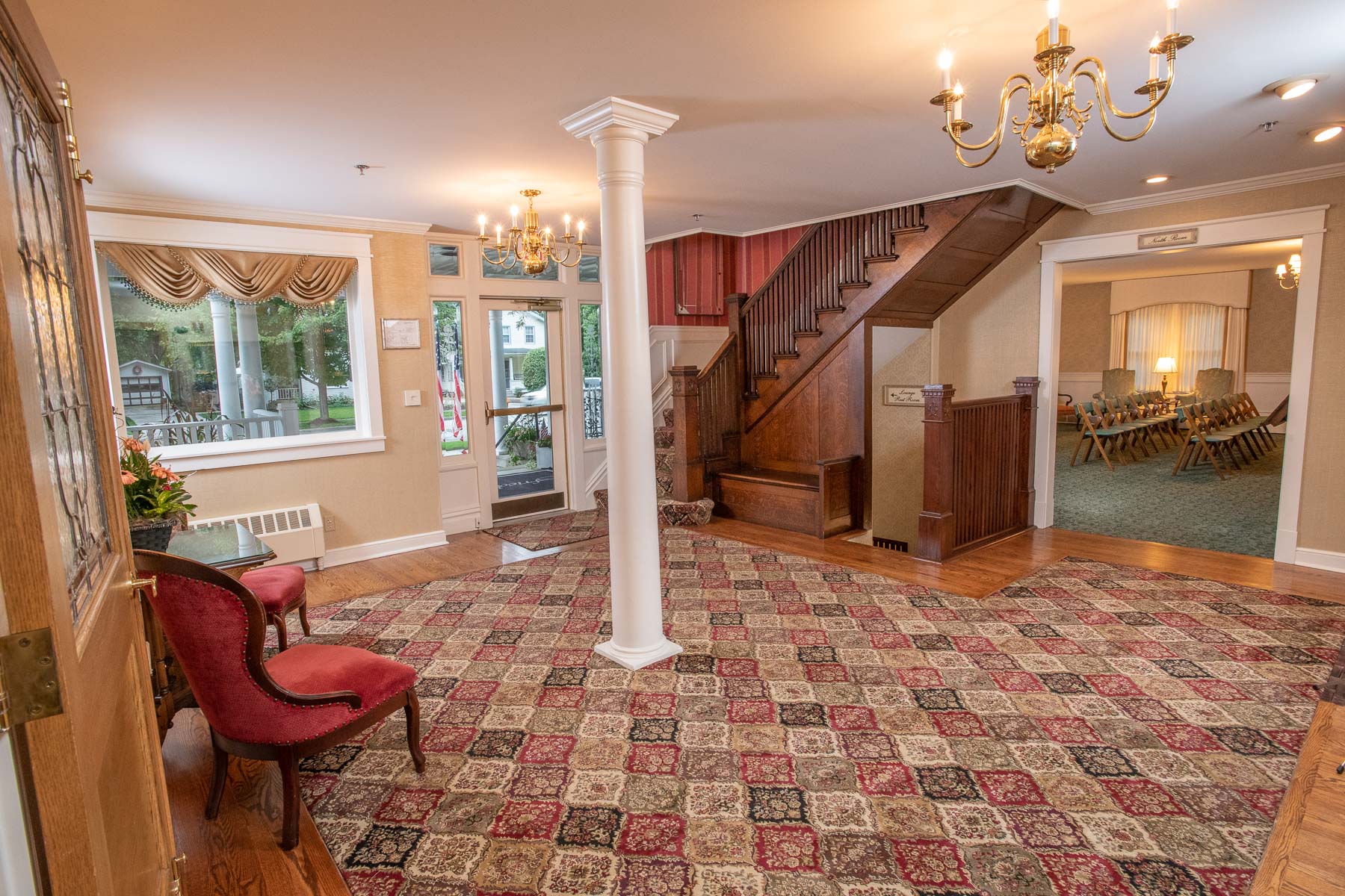 Naperville Tour FriedrichJones & OvermanJones Funeral...