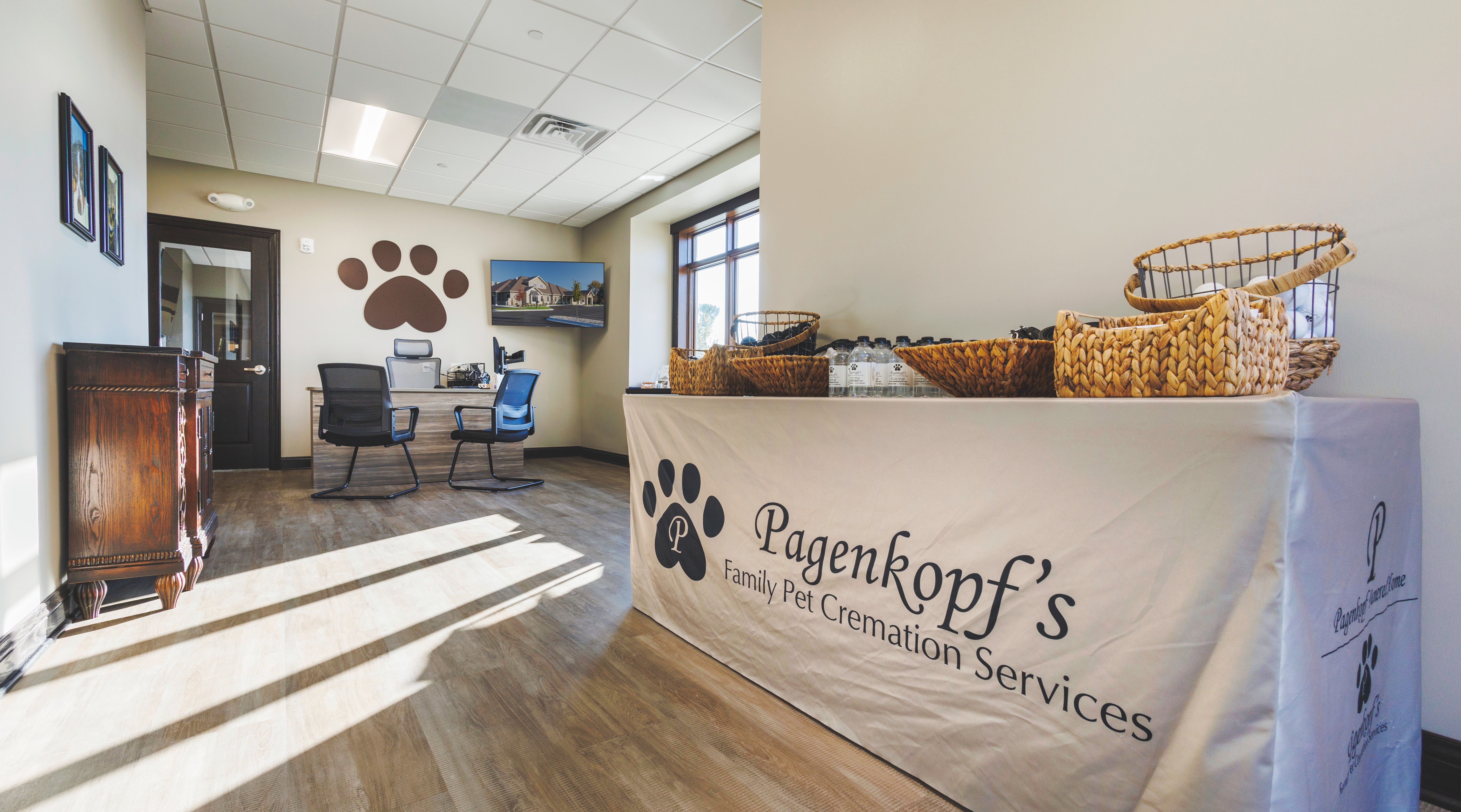 Family pet cremation deals services