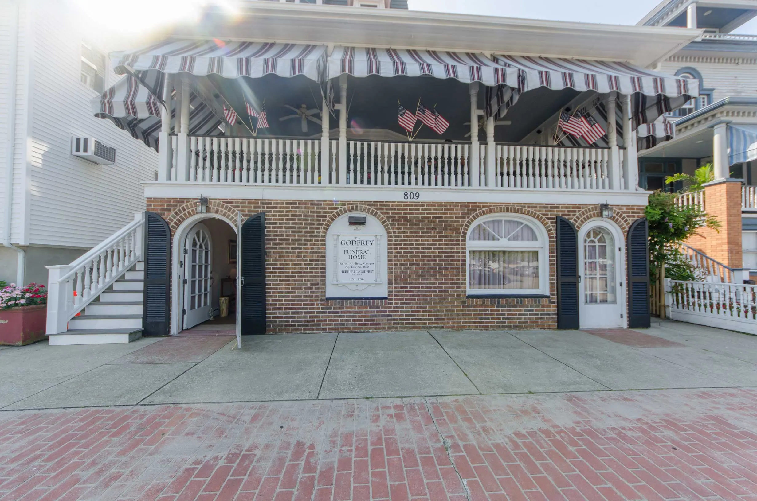 Godfrey Funeral Home - oe1osjt