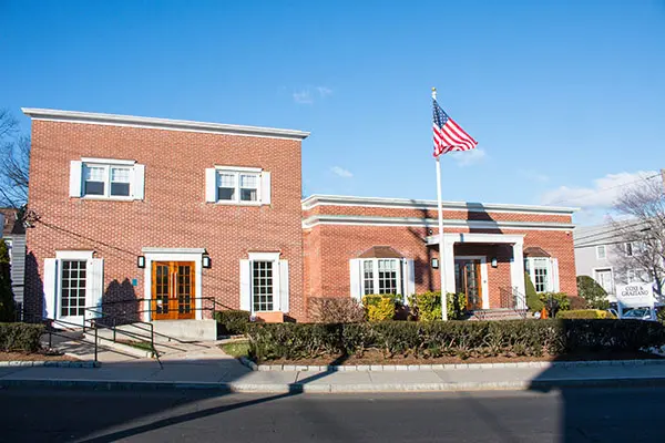 Greenwich, CT | Coxe and Graziano Funeral Home