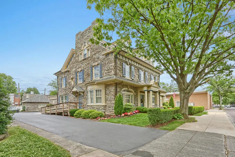 Schumacher & Benner Funeral Home & Crematory | Pottstown, PA