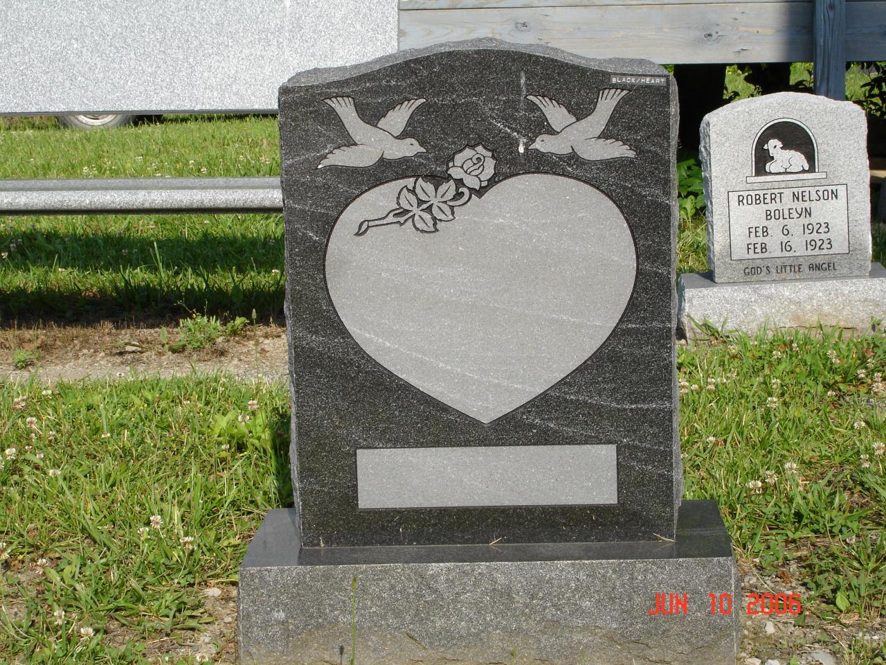 Monument Phelps & Son Funeral Home