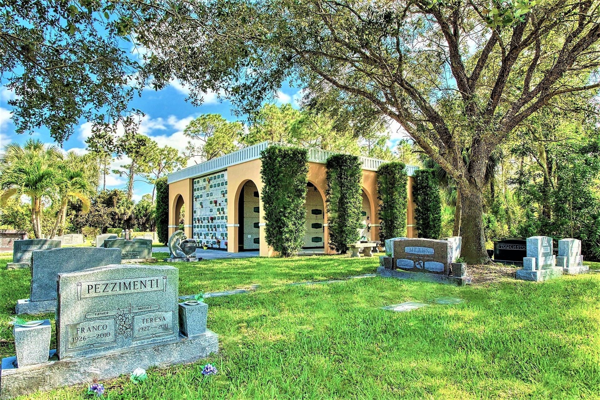 Tour Our Cemetery Palm Royale Funeral Home & Cemetery