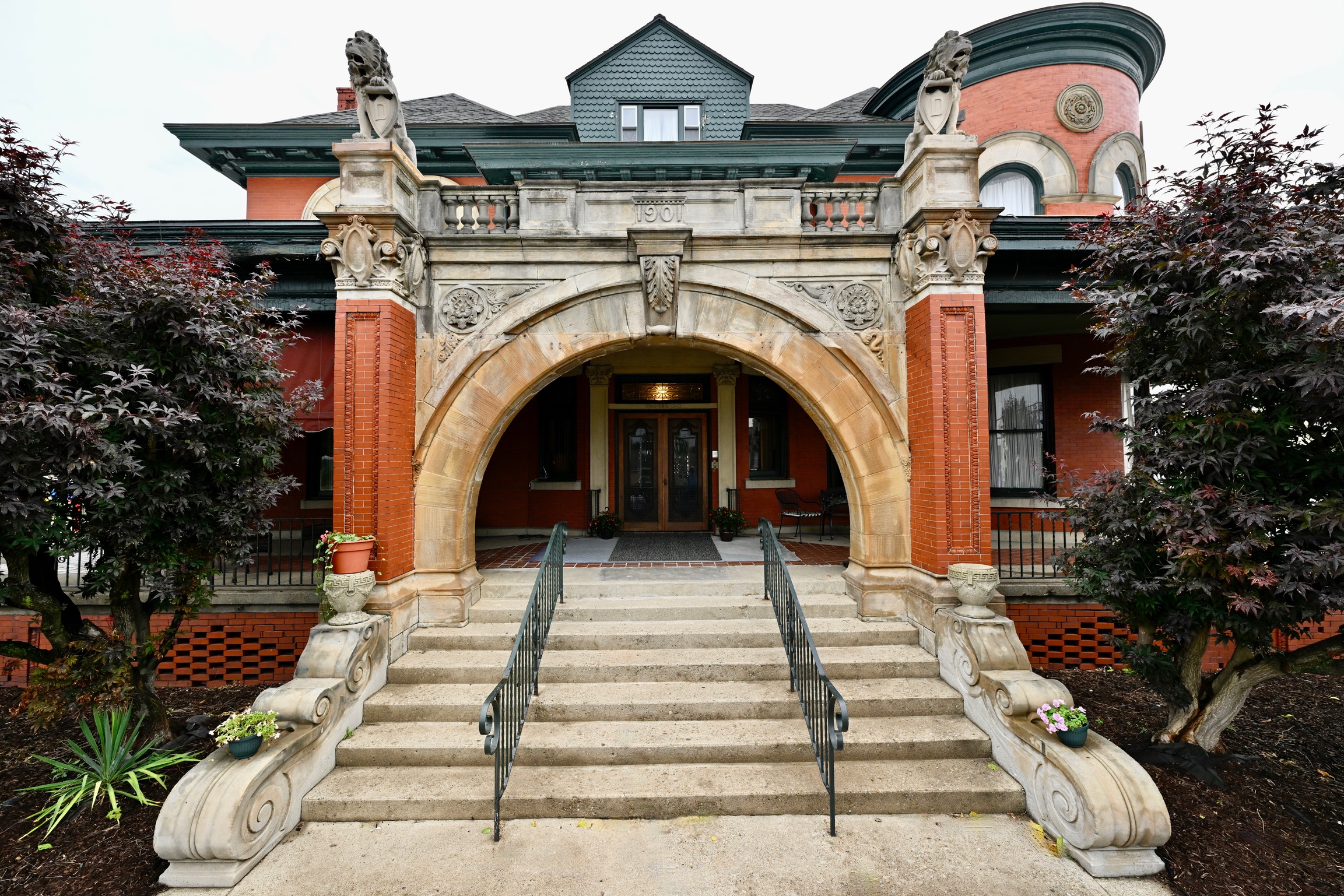 Our Facilities | Gates Funeral Home & Crematory LLC