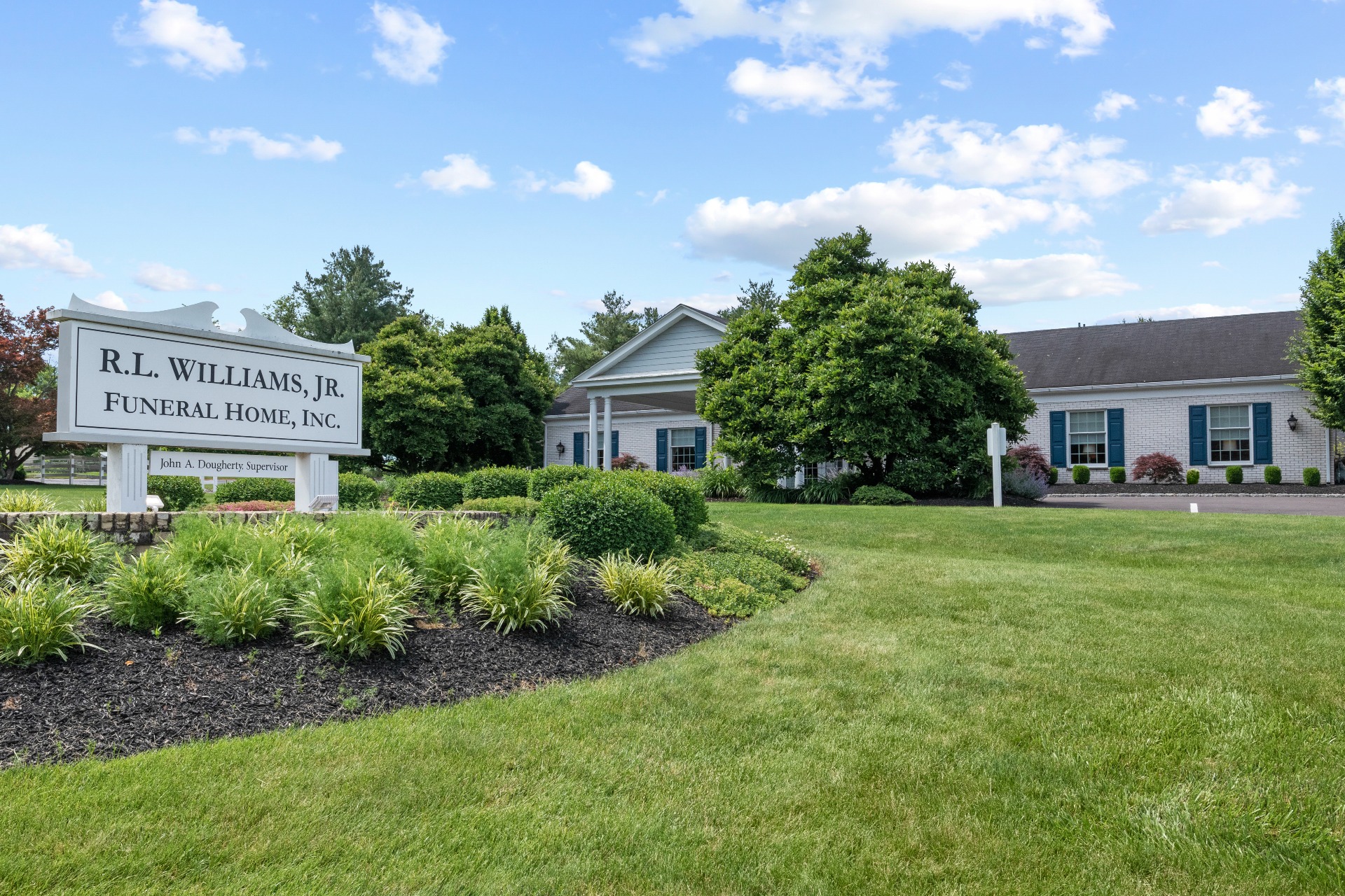 R. L. Williams Funeral Home