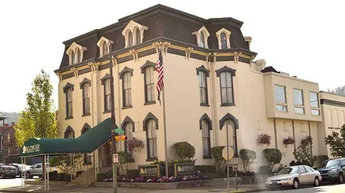 Wheeling Chapel - Altmeyer Funeral Homes