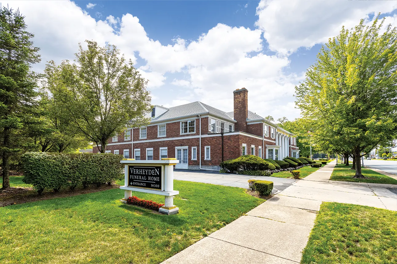 Grosse Pointe Funeral Home - Cremation - Verheyden