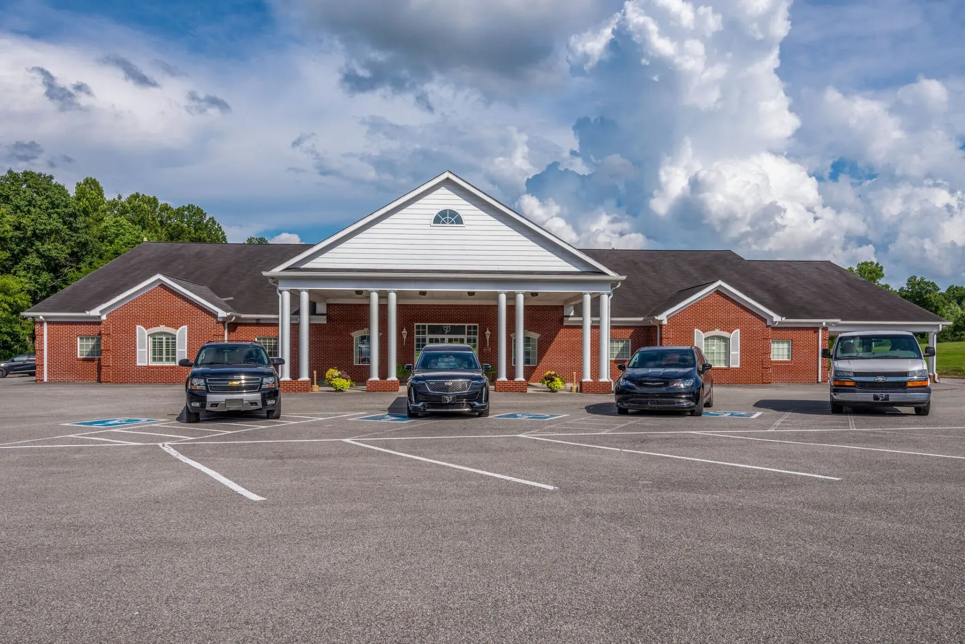 Luff-Bowen Funeral Home | McEwen and Waverly, TN