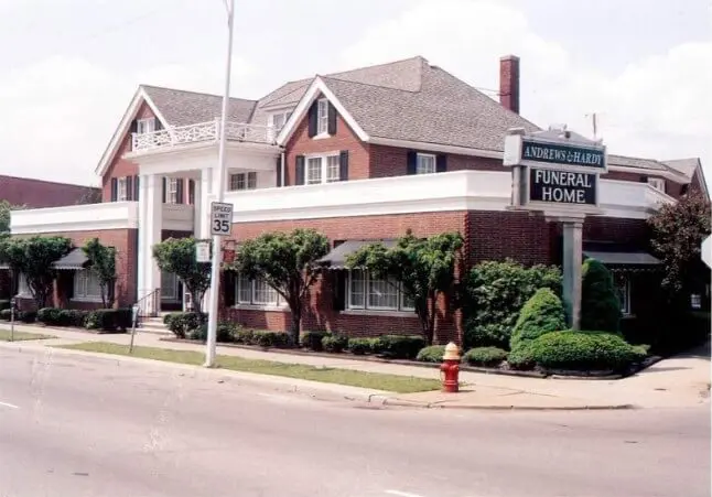 Andrews & Hardy Funeral Home | Funeral Services Detroit, MI