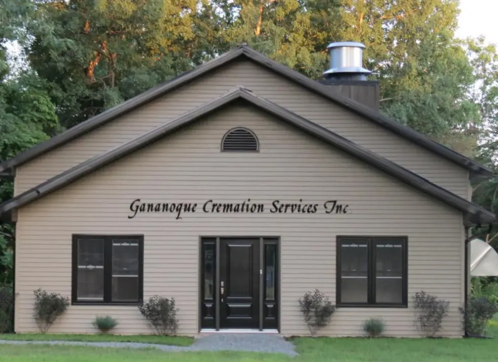 Tompkins funeral home 63 garden st gananoque