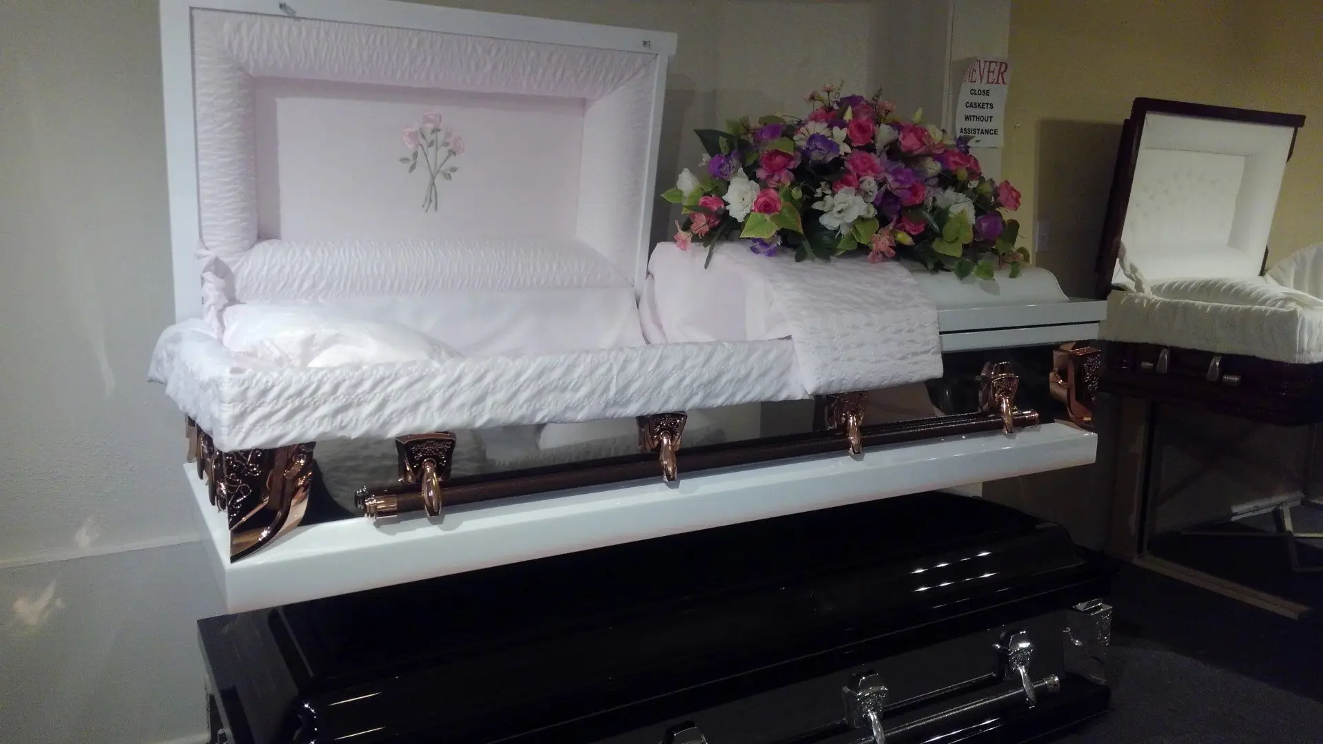 Facilities Acres West Funeral Chapel & Crematory