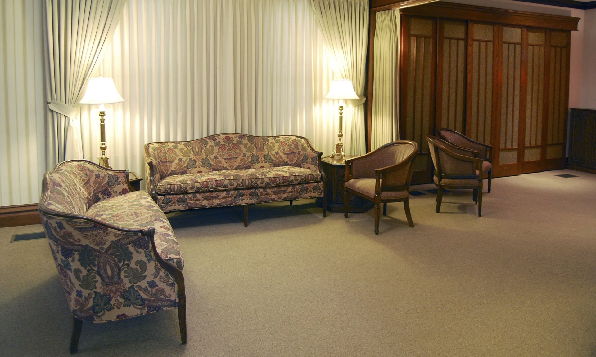 Hadley Funeral Home Windsor, MO Funeral Home & Cremation