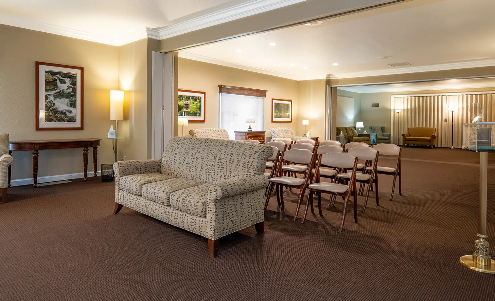 Maumee, OH Funeral Home Walker Funeral Homes 43537